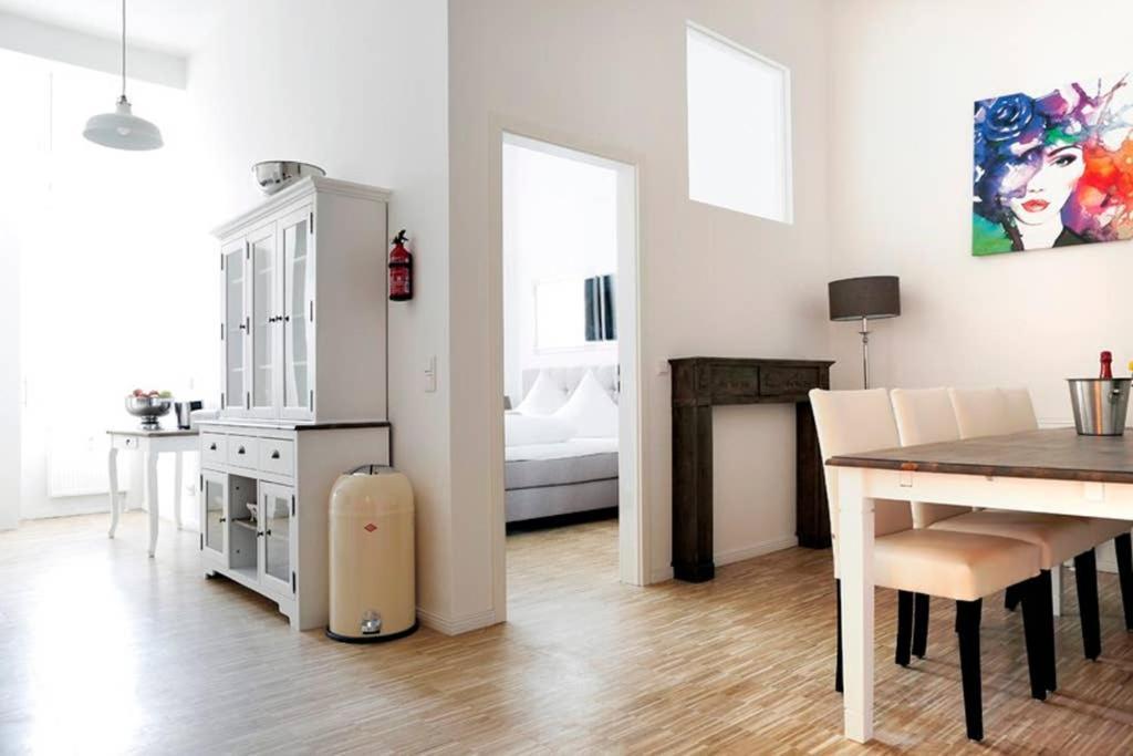 Sc 06 By Rockchair L Superhost Status L 4 Bedrooms Boxspringbeds 2 Bathrooms Balcony Elevator - Cozy Family & Business Flair Welcomes You! Appartement