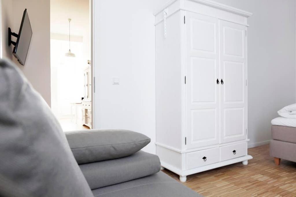 Sc 06 By Rockchair L Superhost Status L 4 Bedrooms Boxspringbeds 2 Bathrooms Balcony Elevator - Cozy Family & Business Flair Welcomes You! * Berlijn