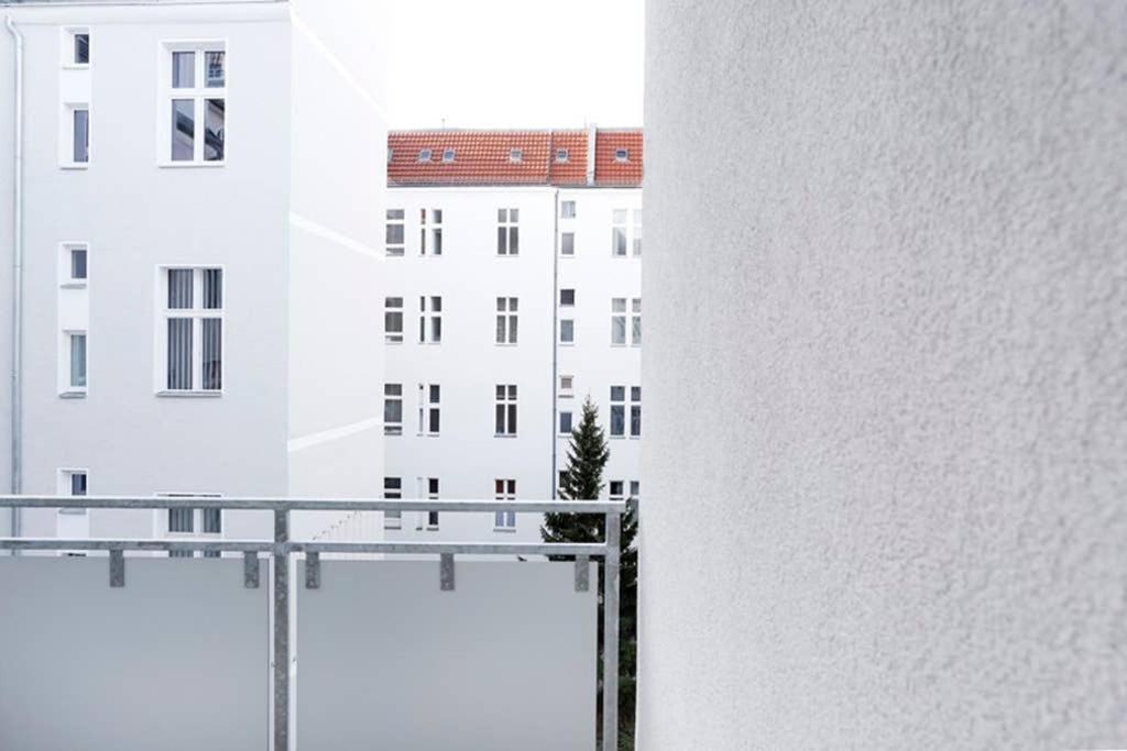 Sc 06 By Rockchair L Superhost Status L 4 Bedrooms Boxspringbeds 2 Bathrooms Balcony Elevator - Cozy Family & Business Flair Welcomes You! * Berlijn